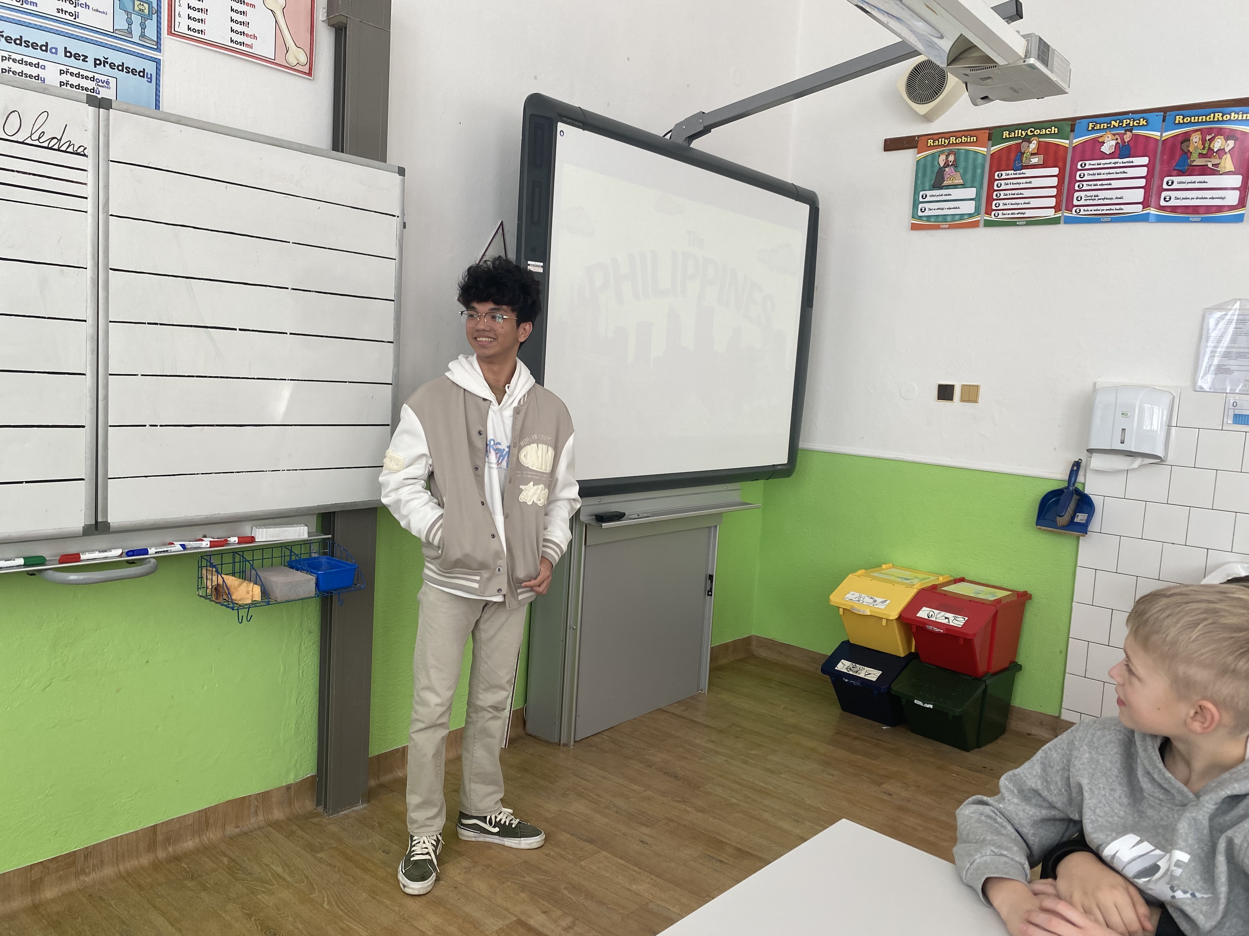 Návštěva z Filipín v 5. třídě 