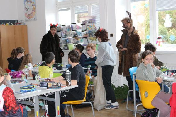 img-2208C2ED6B70-7598-25C9-2DFF-1D6CFA74463C.jpg