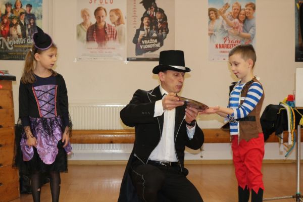 img-24980F761DB1-7AD1-97F5-BBE4-18C3D30B3F2E.jpg